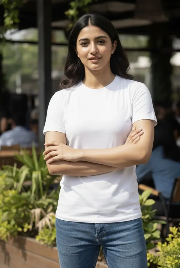 White_Solid_Round_Neck_T-Shirt_For_Women