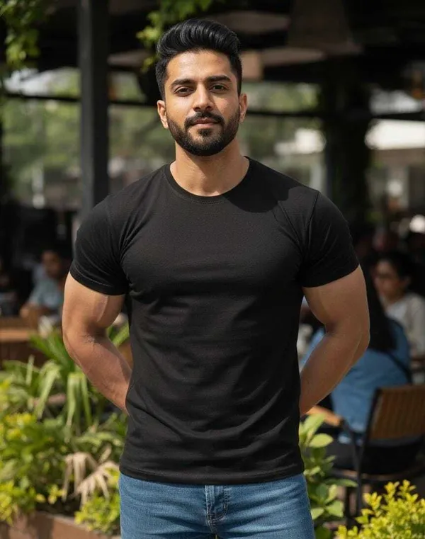 Black_Solid_Round_Neck_T-Shirt_For_Men