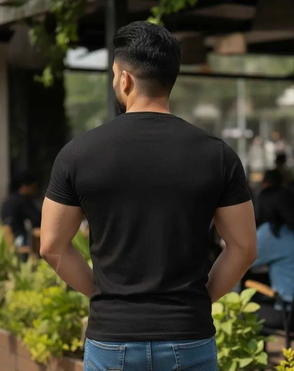 Black_Solid_Round_Neck_T-Shirt_For_Men