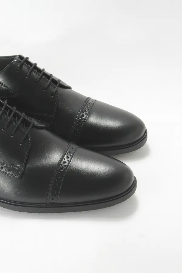 Black_Genuine_Leather_Semi-Brogue_Derby_For_Men