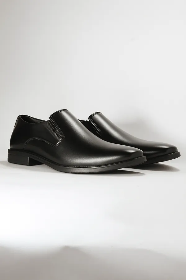 Black_Genuine_Leather_Classic_Mocassin_For_Men