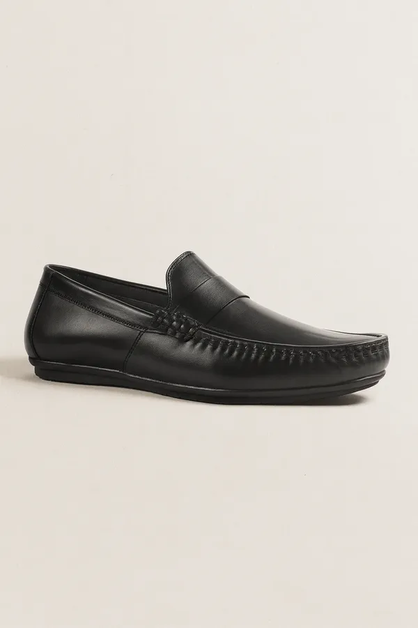 Black_Genuine_Leather_Classic_Loafers_For_Men