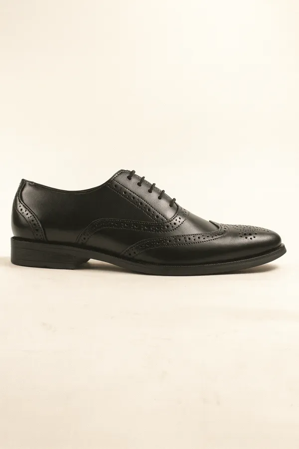 Black_Classic_Brogue_Shoe_For_Men