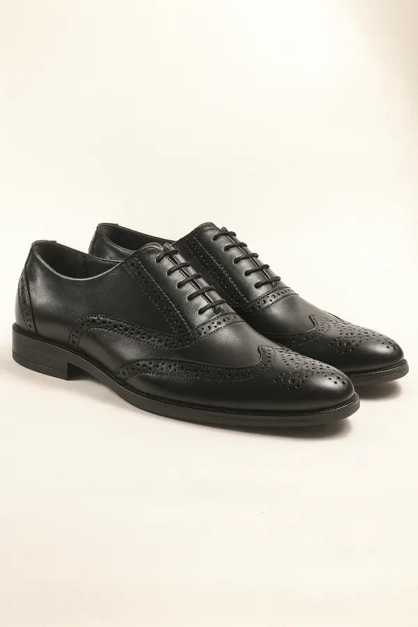Black_Classic_Brogue_Shoe_For_Men