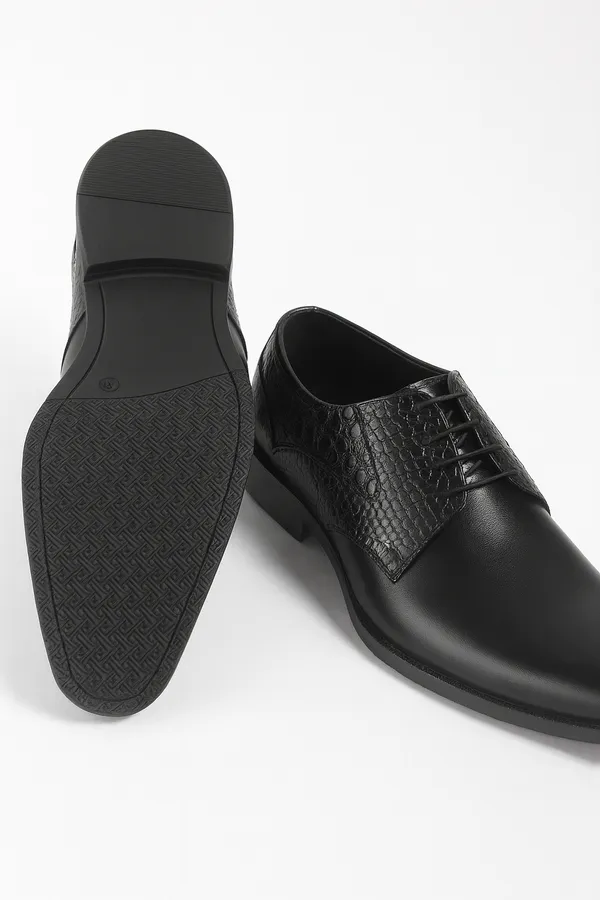 Black_Embossed_Pattern_Leather_Derby_For_Men