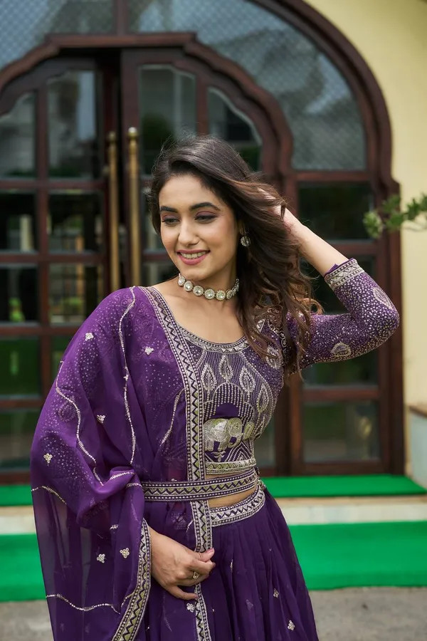 Imperial_Magenta_Bandhani_Fusion_Set:_Embroidered_Bodice_&_Tiered_Flared_Skirt