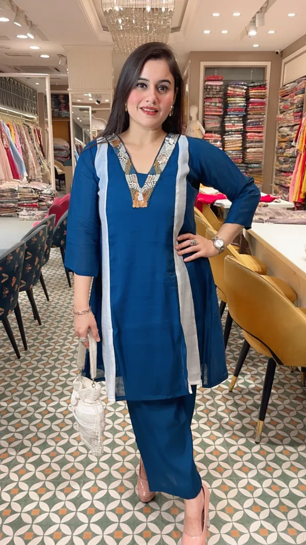 Cotton_Muslin_Co-ord_Set_–_Modern_Embellished_Elegance