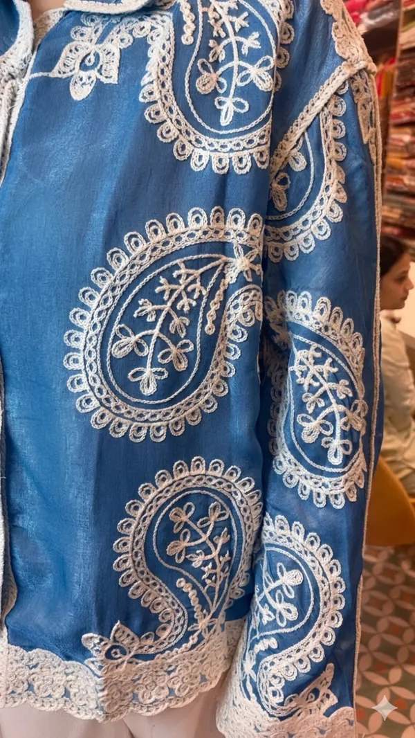 Summer_Shirt_with_Crochet_Detailing