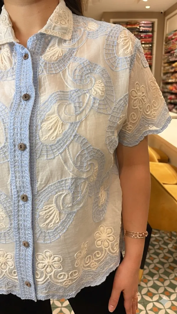 Breezy_never_looked_so_luxe,_cotton-linen_shirt_blends_effortless_comfort