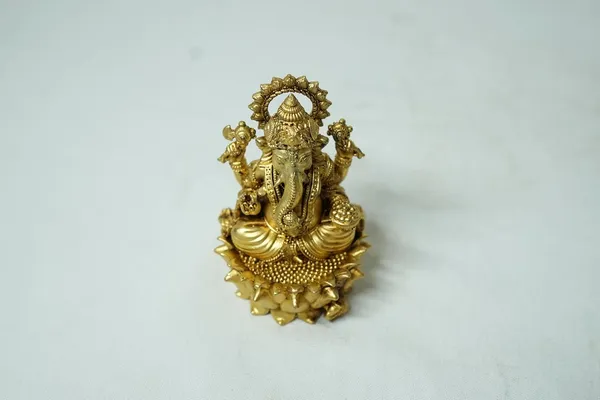 Rahadecor_Small_Handmade_Lord_Ganesha_Idol_for_Home_Office_Desk_&_Spiritual_Gift_-_7cm_(2.8in)_H