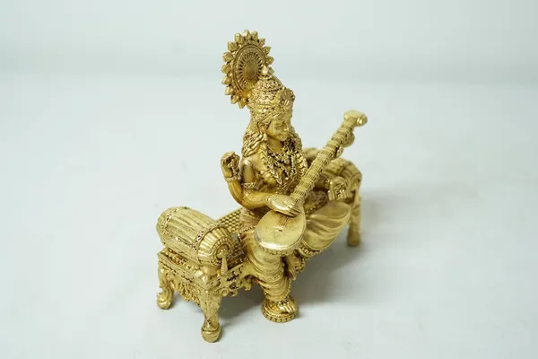 Rahadecor_Handcrafted_Brass_Goddess_Saraswati_Statue_Idol_for_Learning_Creativity_&_Home_Temple_-_Height_11cm_(4.3in)