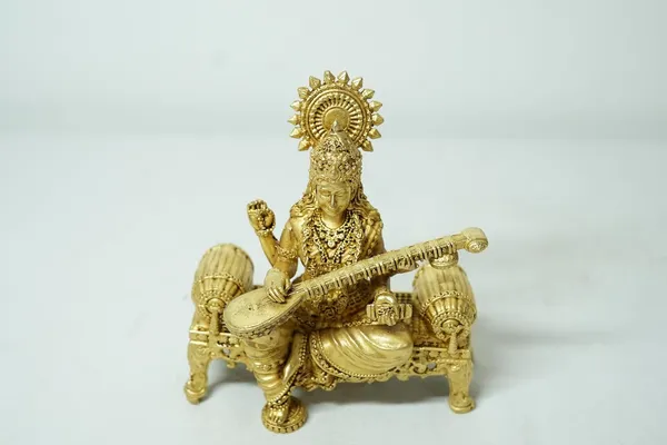 Rahadecor_Handcrafted_Brass_Goddess_Saraswati_Statue_Idol_for_Learning_Creativity_&_Home_Temple_-_Height_11cm_(4.3in)