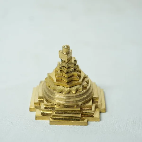 3D_Meru_Shri_Yantram_Pure_Brass_Sumeru_Shree_Yantra_for_Wealth_-_6cm