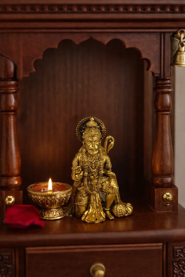 Rahadecor_100%_Pure_Brass_Handcrafted_Hanuman_Ji_Murti_for_Home_Puja_(Size:_5cm)_|_Lord_Hanuman_Idol_for_Desk,_Car_and_Home_Decor_|_Balaji_Idol_|_Bajrangbali_Murti_|_Bahubali_Hanuman_Idol