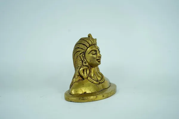 Golden_Brass_Adiyogi_Sculpture,_Religious_Idol_Statue,_Temple_Decor,_6Cm_Height_X_7Cm_Width,_Home_Puja_Room_Office