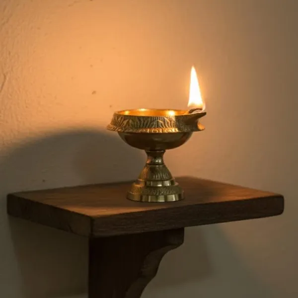 Golden_Traditional_Brass_Kuber_Diya_For_Puja_-_0.100_Kg_-_D_6_Cm,_H_5.9_Cm_-_Pooja_Aarti_Oil_Lamp_Deepam_Home_Temple_Articles_Decor_Gift_Kuber_Stand