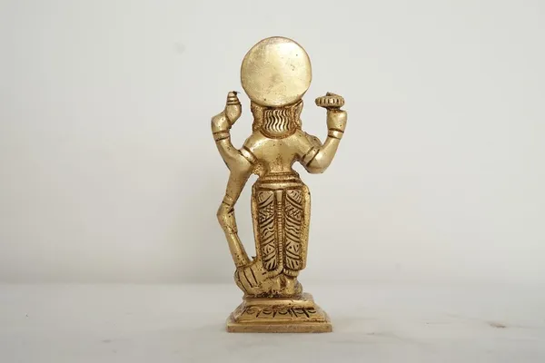 Golden_Brass_Vishnu_Ji_Standing_Murti_-_0.275_Kg_-_H_11_Cm,_L_4_Cm,_B_3.5_Cm_-_Lord_Vishnu_Bhagwan_Idol_Venkatesh_Statue_For_Lakshmi_Narayan_Temple_Office_Diwali_Pooja