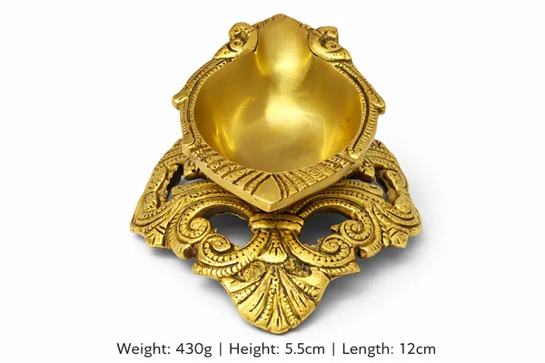 Brass_Diya_with_Royal_Floral_Carved_Base_||_Height:_5.5_cm,__Length:_12_cm,__Width:__12_cm_,_Weight:_430_g