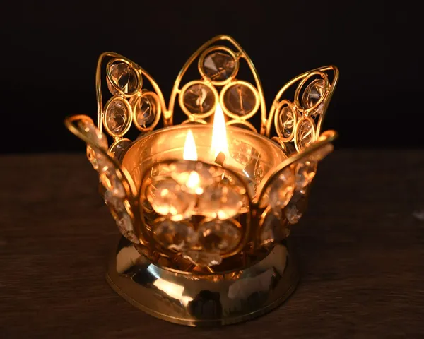 Golden_Brass_Lotus_Crystal_Bowl_Diya_For_Pooja,_Home_Decor_&_Festival_Decoration_340G,_H-10.5Cm,_W-13Cm