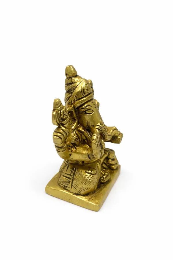 Divine_Brass_Lord_Ganesha_Idol_–_Seated_Blessing_Form_(8_cm)__Weight-290g