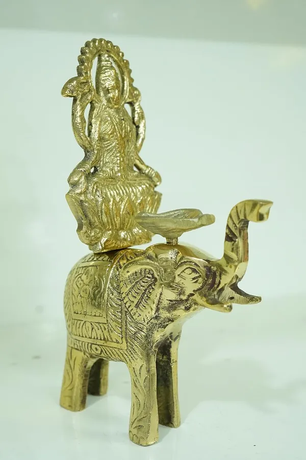 Golden_Brass_Mahalaxmi_On_Elephant_Idol_Lakshmi_Statue_For_Wealth,_Prosperity_&_Good_Luck_Hindu_Pooja_Mandir_Decor_For_Home,_Office,_Shop_&_Gifting
