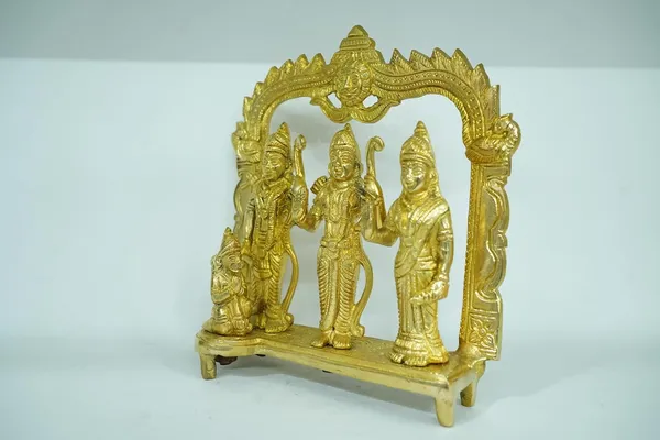 Golden_Brass_Ram_Darbar_Idol_Statue_Lord_Ram,_Sita_&_Laxman_Pooja_Showpiece,_525G,_H-11Cm,_W-10Cm