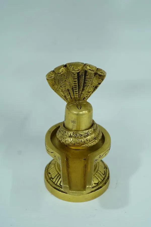 Golden_Handcrafted_Brass_Shivling_With_Snake_Idol_Lord_Shiva_Lingam_For_Pooja_&_Home_Decor_||_540g