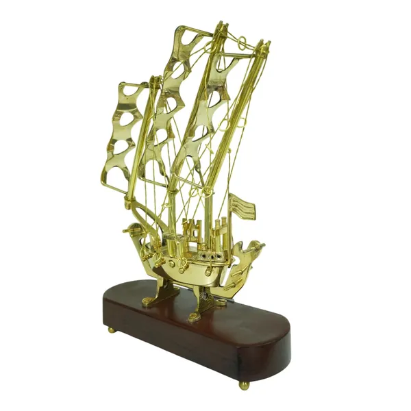 Golden_Brass_Ship_Showpiece_With_Wooden_Base_For_Home_Decor_&_Gifting_700G,_H-25Cm,_W-17Cm