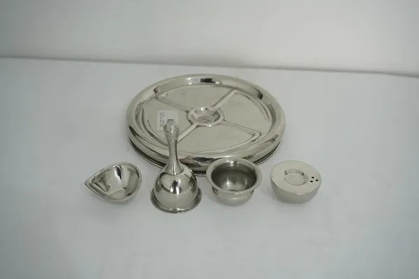 Steel_Premium_Pooja_Thali_Set,_Traditional_Stainless_Puja_Plate_With_4_Bowls_And_Stand,_Religious_Worship_Accessories_For_Hindu_Temple_Rituals