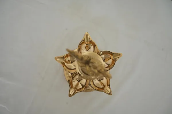 Golden_Metal_Aarti_With_Panchmukhi_Diya_Diwali_Decoration_Pooja_Puja_(H-30Cm,_W-13Cm,_1282G)