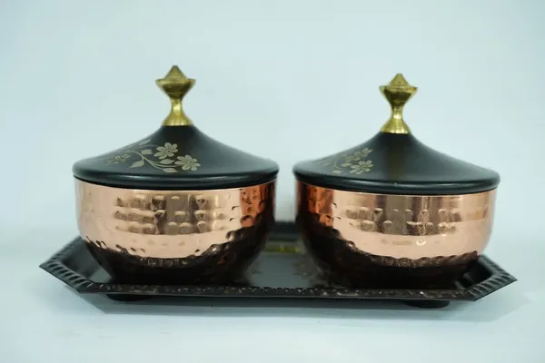 Golden_Dry_Fruit_Set_Container_With_Lid_And_Tray_Brass_Storage_Multipurpose_(H-12Cm,_L-24Cm,_W-15Cm)