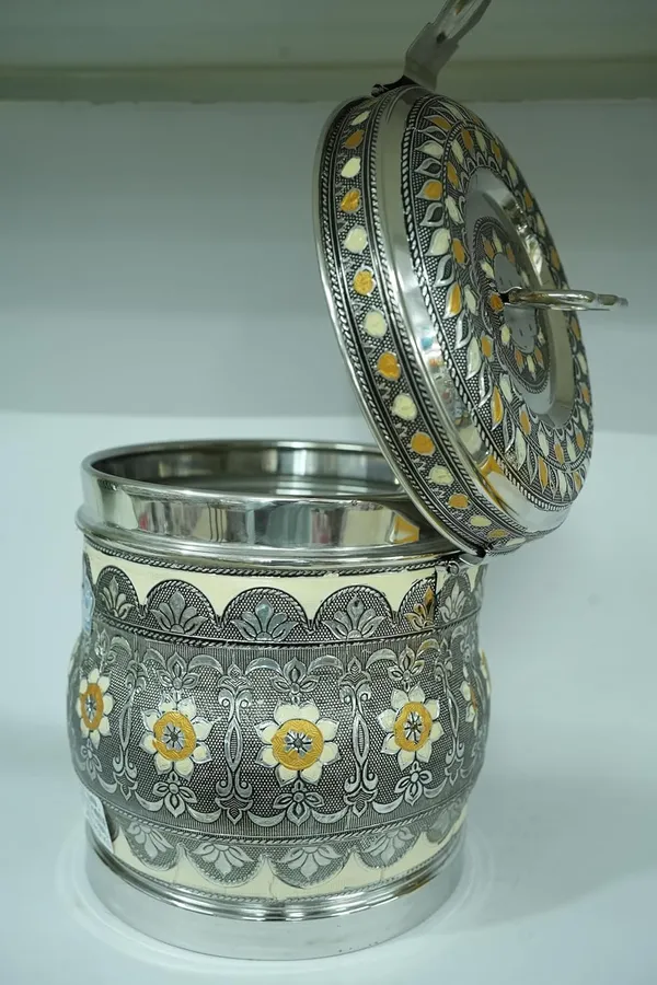 Golden_Embossed_Design_Brass_Container_For_Kitchen_Storage_Multipurpose_Box_With_Lid_(H-20Cm,_Dia-18Cm)
