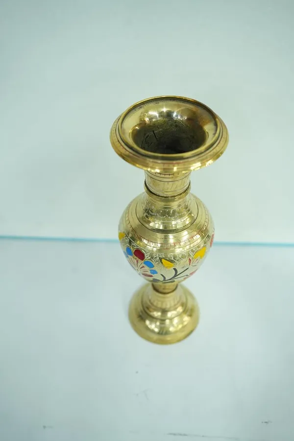 Golden_Flower_Pot_Multipurpose_Decorative_Showpiece_Vase_Brass_(L-30Cm,_Dia-10Cm,_825G)