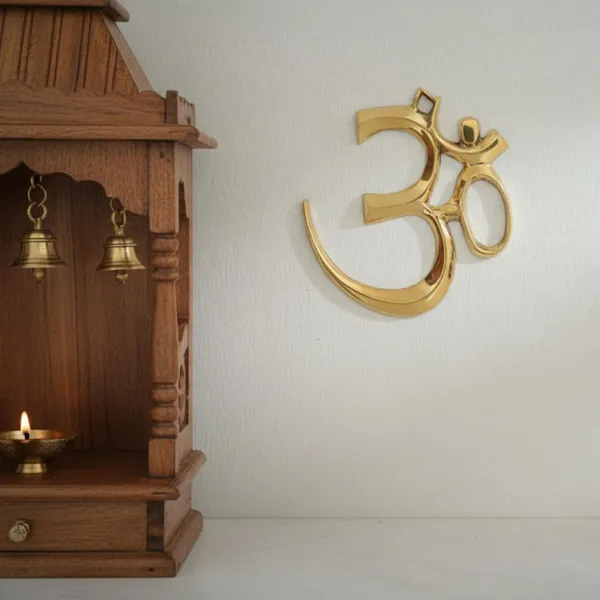 Golden_Om_Wall_Hanging_Diwali_Decoration_Pooja_Puja_(H-16Cm,_W-14Cm,_200G)