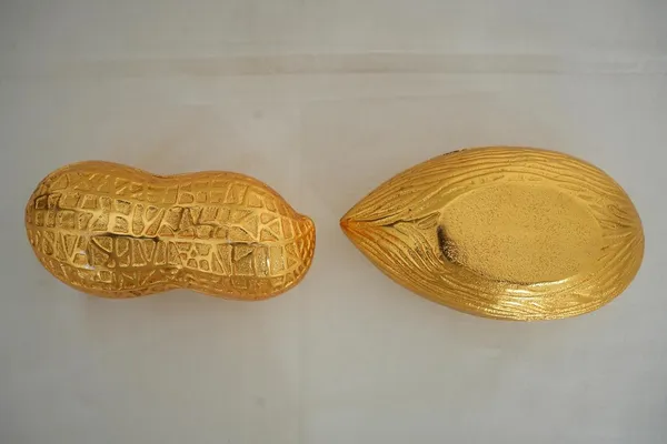 Golden_Small_Peanut_&_Almond_Bowl_For_Serving_Dry_Fruits_Snacks_Multipurpose_Gifting_Centerpiece_(H-6Cm,_L-11Cm,_W-7Cm,_225G)
