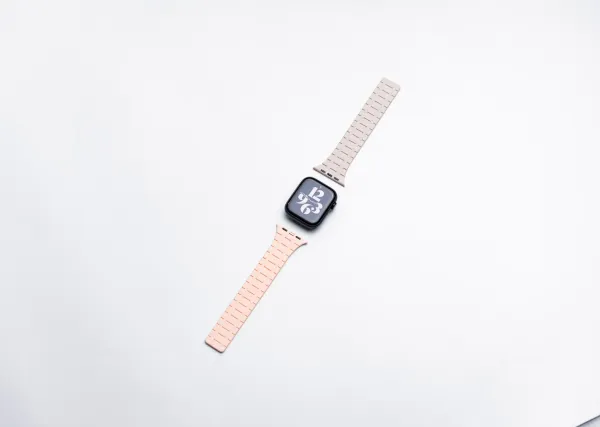 Starry-Light_Pink_Unisex_Magnetic_Strap_For_Iwatch