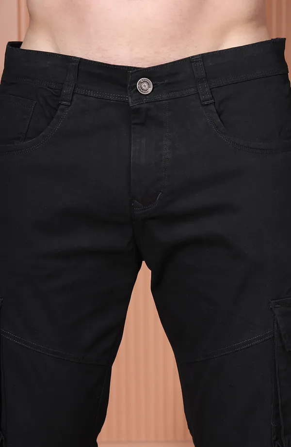 Black_Tapered_Cargo_Pants_For_Men