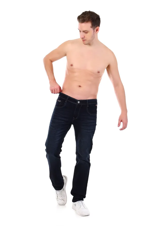 Black_Regular_Fit_Jeans_For_Men