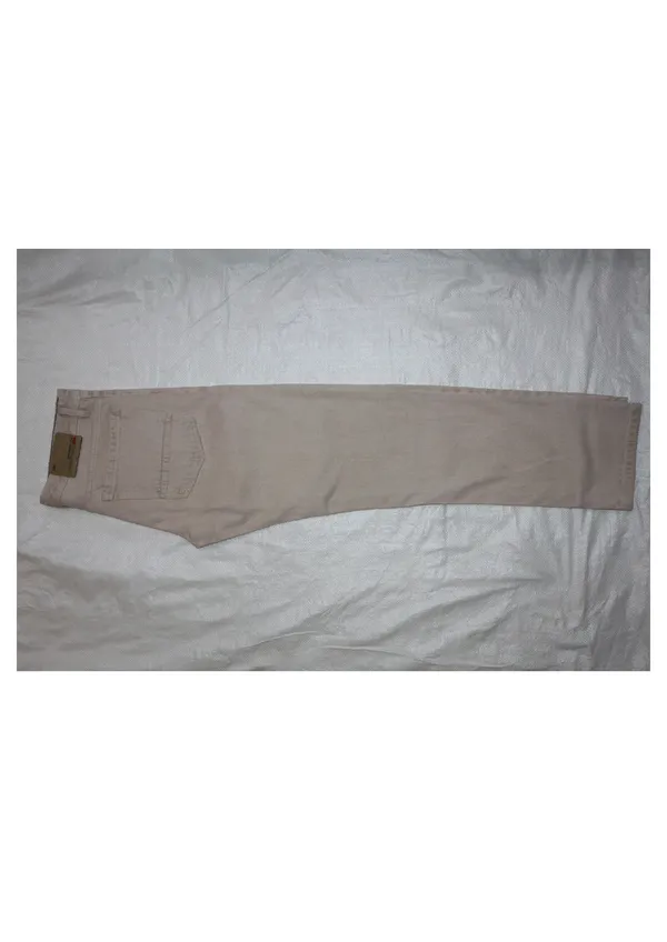 Beige_Straight_Fit_Trousers_For_Men