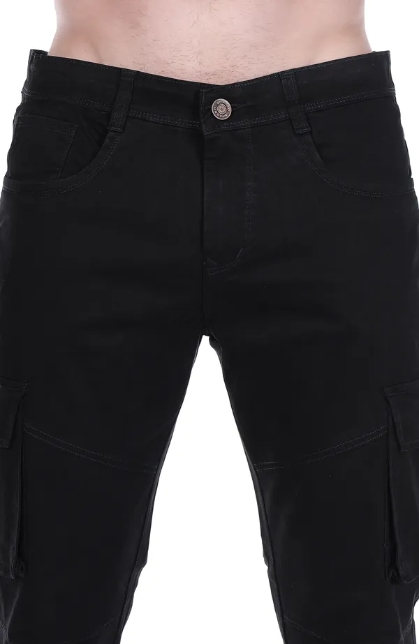 Black_Tapered_Cargo_Pants_For_Men