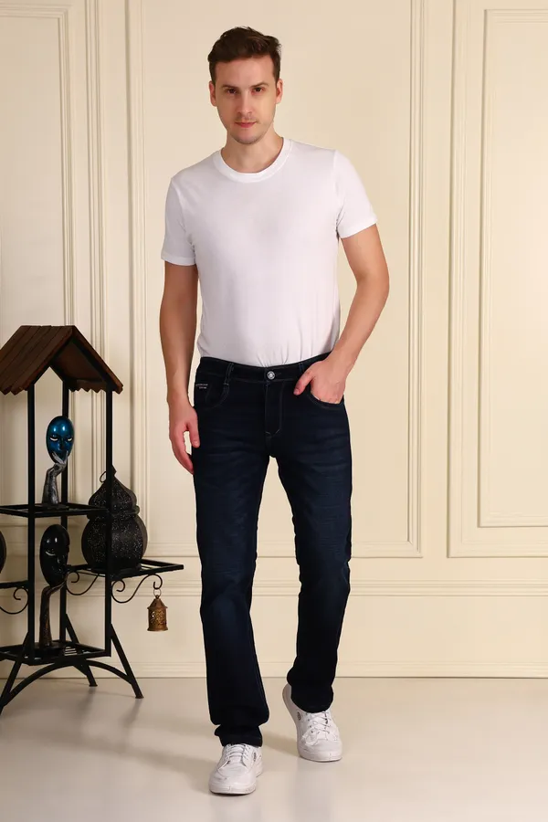 Black_Regular_Fit_Jeans_For_Men