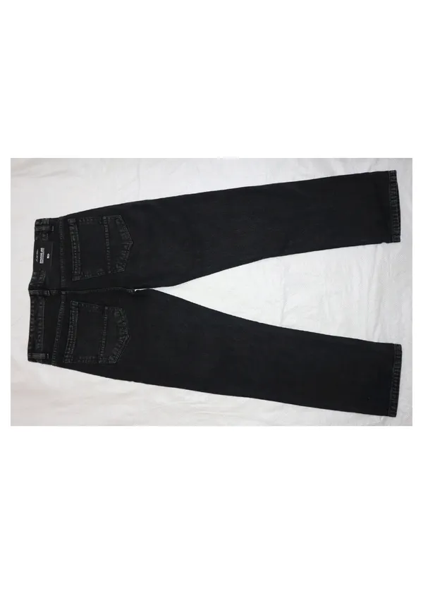 Black_Denim_Slim_Fit_Jeans_For_Men