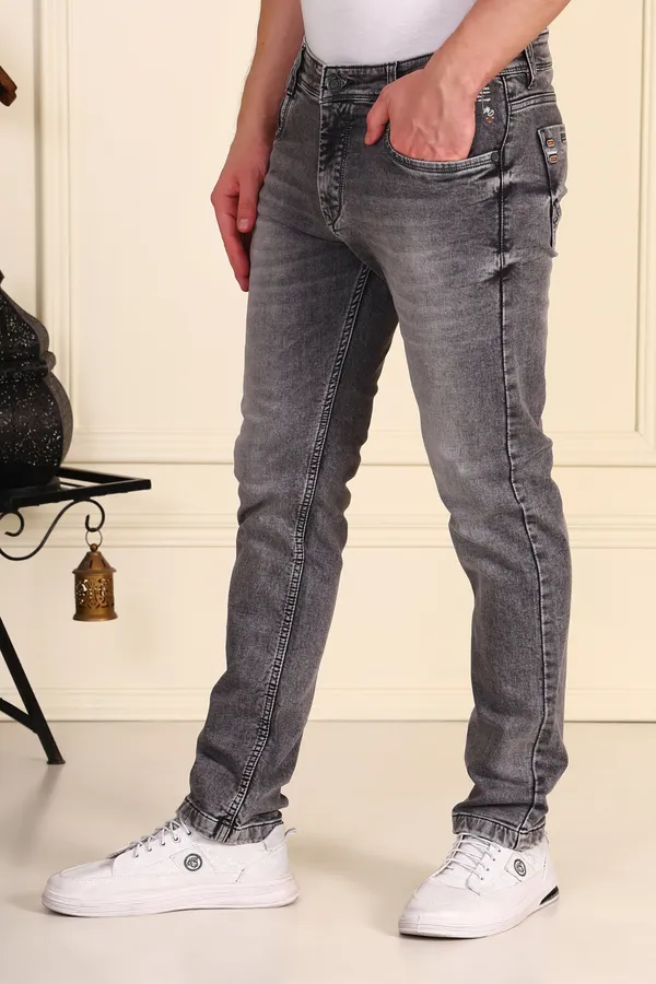 Grey_Denim_Slim_Fit_Jeans_For_Men