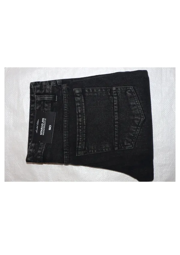 Black_Denim_Slim_Fit_Jeans_For_Men