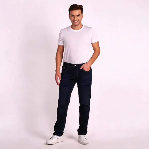 Black_Regular_Fit_Jeans_For_Men