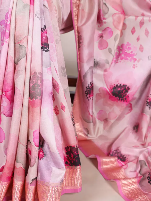 Pink_An_Ode_To_Elegance_And_Tradition_Saree_For_Women