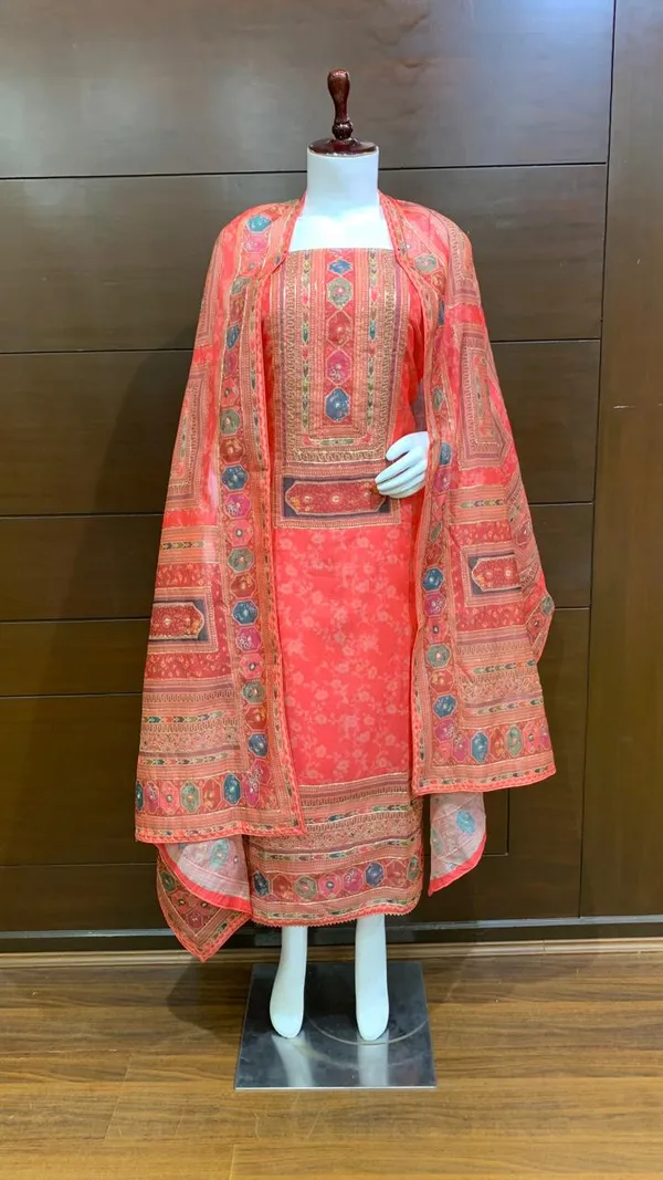 Red_Chanderi_Premium_&_Elegant_Traditional_Unstich_Suit_For_Women