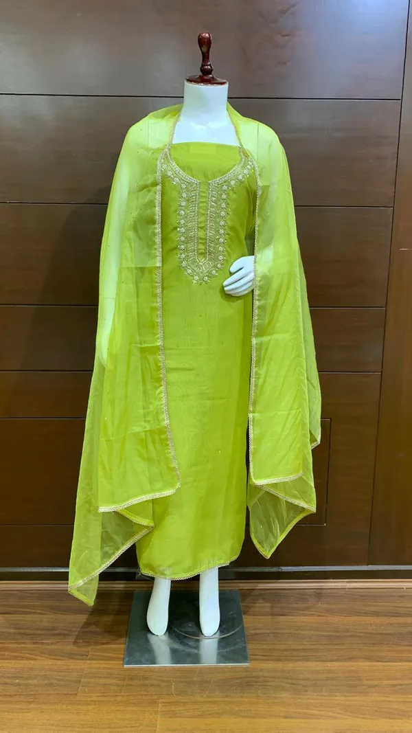 Mehandi_Chanderi_Premium_&_Elegant_Traditional_Unstich_Suit_For_Women