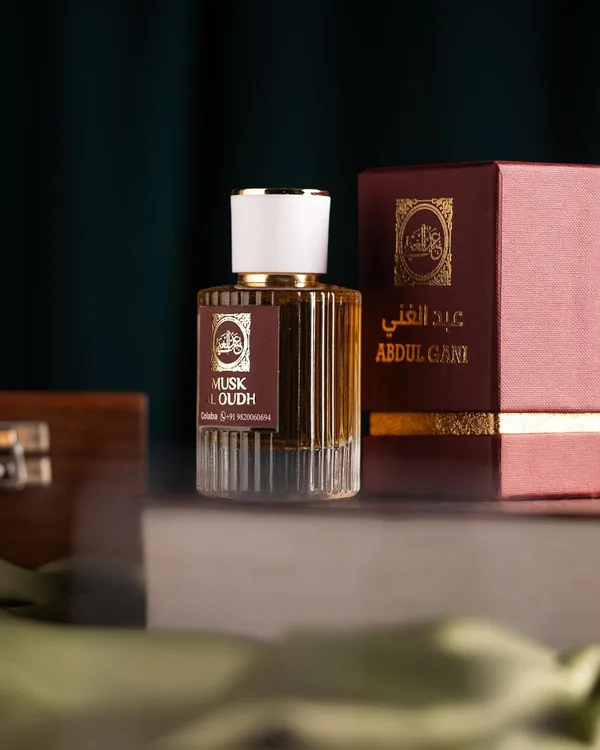 Musk_Al_Oud_Elegant_Unisex_Perfume_|_Powdery_Musk,_Oud_And_Amber_Fragrance_50Ml