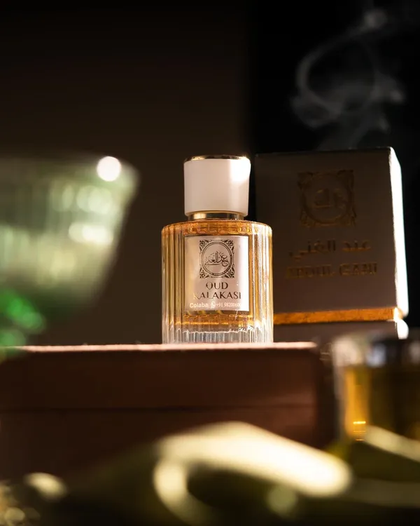 Oud_Kalakasi_Elegant_Unisex_Perfume,_50ml,_Oud_&_Floral_Rose_Fragrance